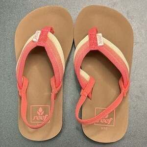 Reef Girls Little Ahi Coral Stripe Flip Flop Sandals Size 9/10 EUC
